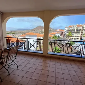los-cristianos-dinastia-401-2-bedrooms-sleeps-4-top-location.in-canary-islands.com/